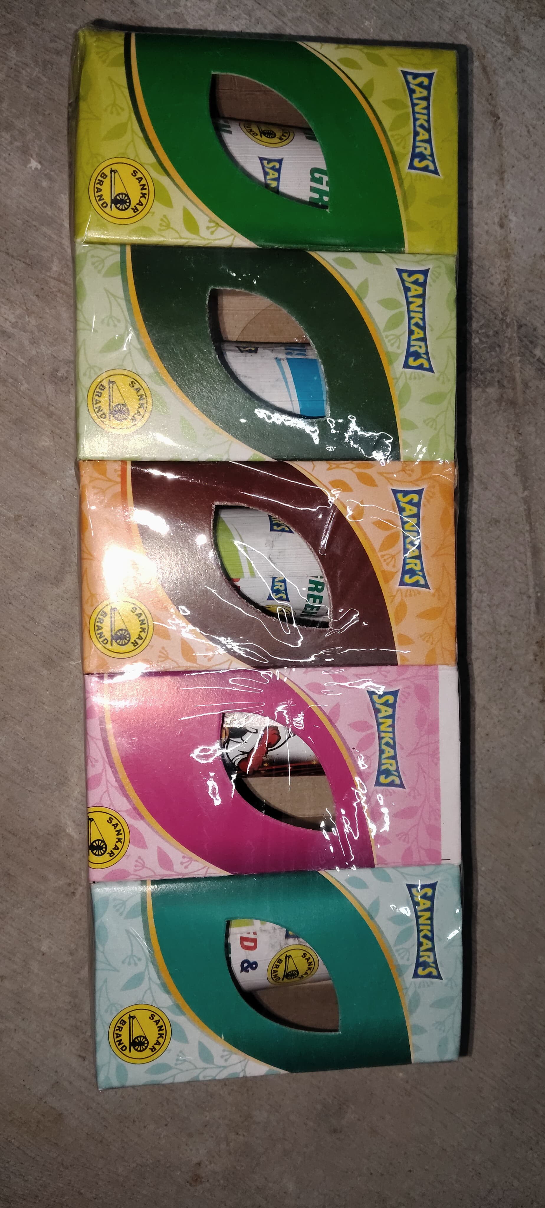 Five Girls Fou./Col. Cra.  (5 Pcs)